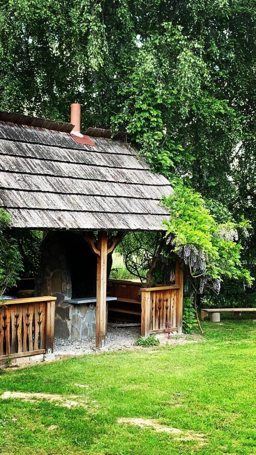 U Leona Villa Gorlice Buitenkant foto